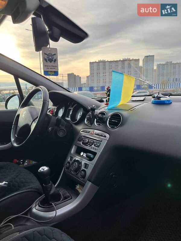 Універсал Peugeot 308 2012 в Києві фото 8 Універсал Peugeot 308 2012 в Києві
