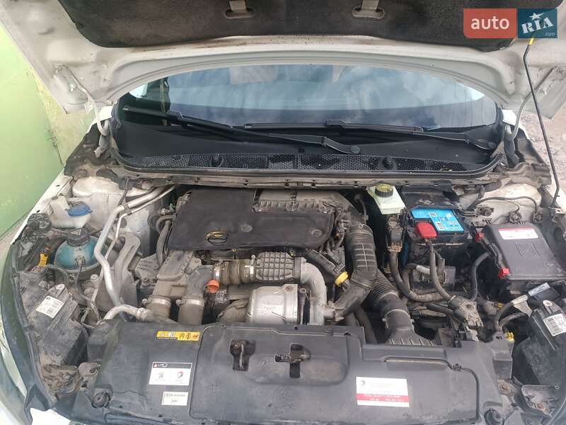 Универсал Peugeot 308 2015 в Хмельницком фото 3 Универсал Peugeot 308 2015 в Хмельницком