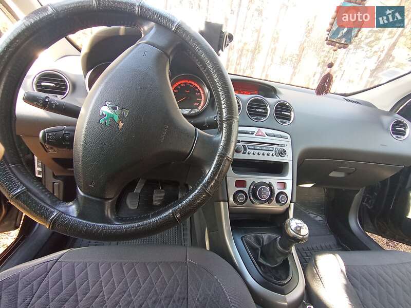 Хэтчбек Peugeot 308 2008 в Житомире фото 12 Хэтчбек Peugeot 308 2008 в Житомире
