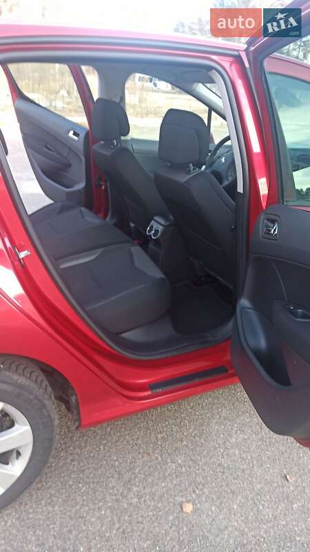 Хэтчбек Peugeot 308 2008 в Житомире