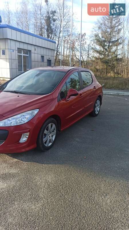 Хэтчбек Peugeot 308 2008 в Житомире