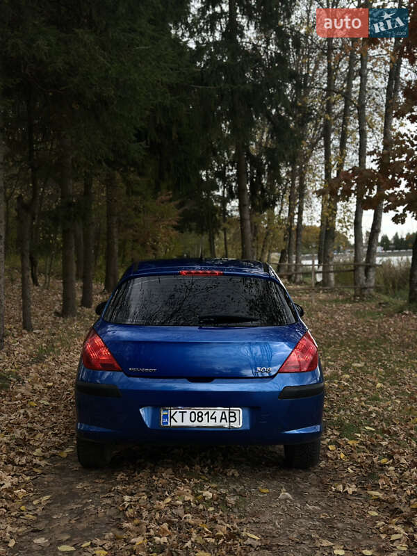 Хетчбек Peugeot 308 2010 в Тлумачі