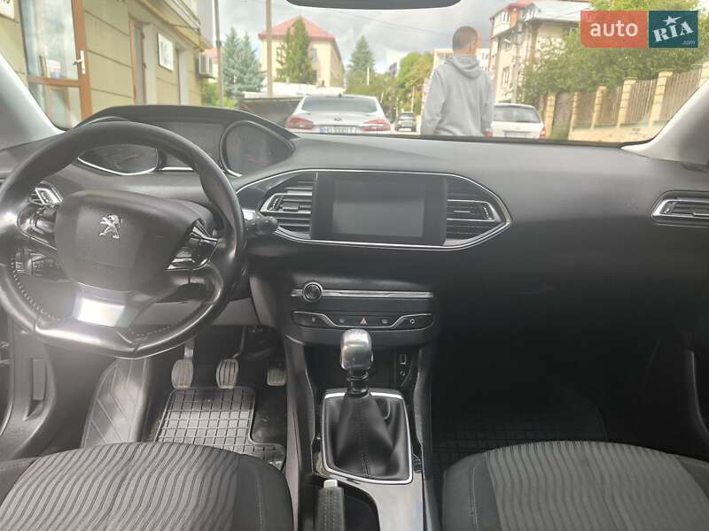 Универсал Peugeot 308 2015 в Тернополе фото 9 Универсал Peugeot 308 2015 в Тернополе