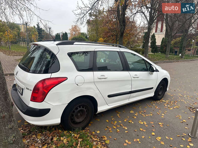Универсал Peugeot 308 2011 в Киеве