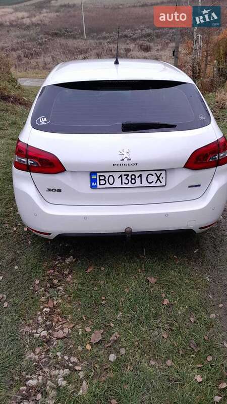 Універсал Peugeot 308 2015 в Тернополі