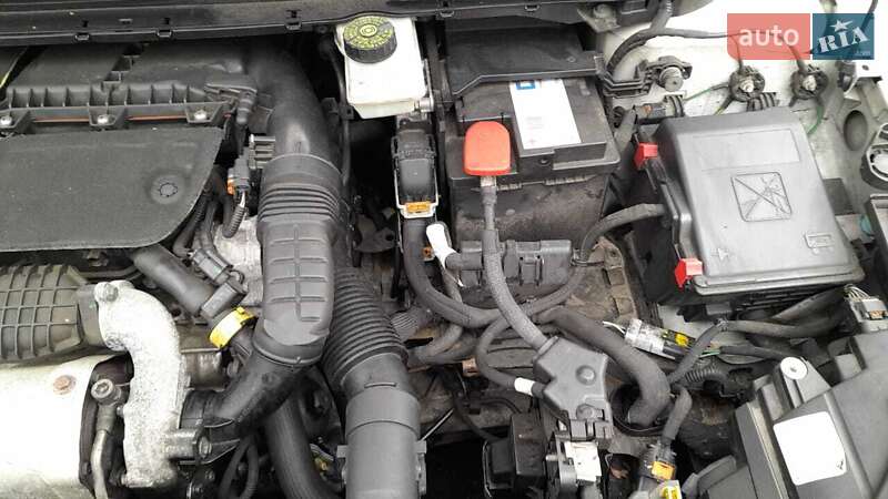 Універсал Peugeot 308 2015 в Тернополі