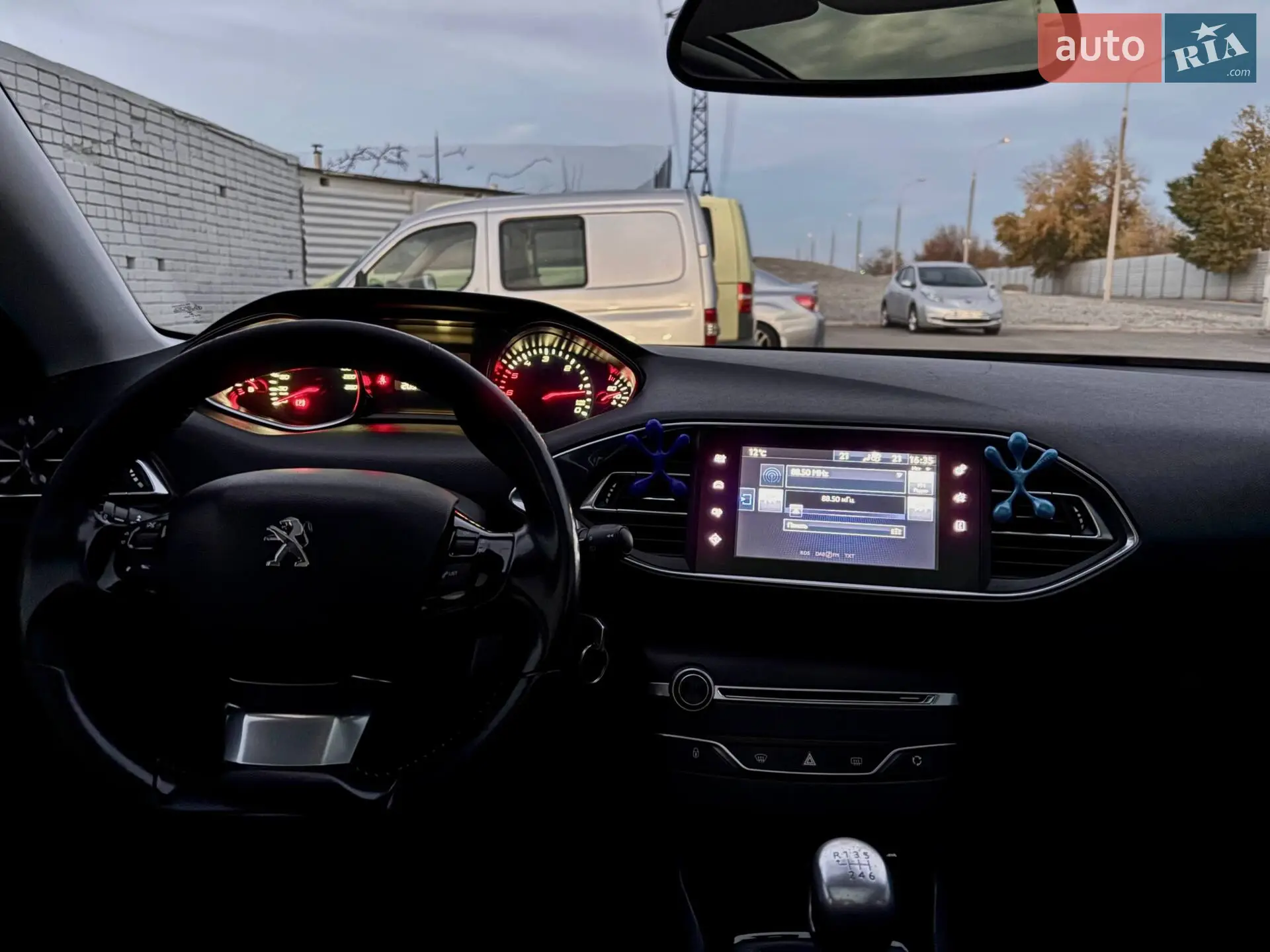 2015 Peugeot 308 - мініатюра 12