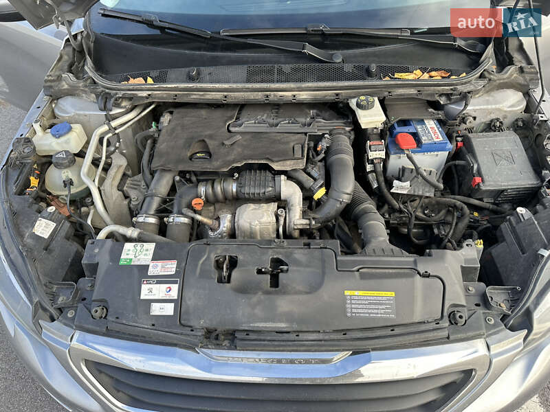 Универсал Peugeot 308 2016 в Львове