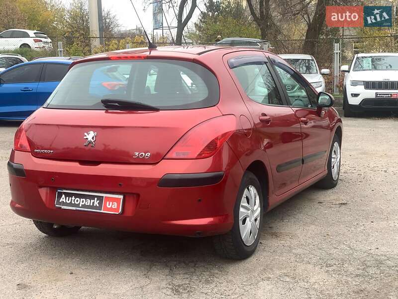 Хэтчбек Peugeot 308 2010 в Виннице