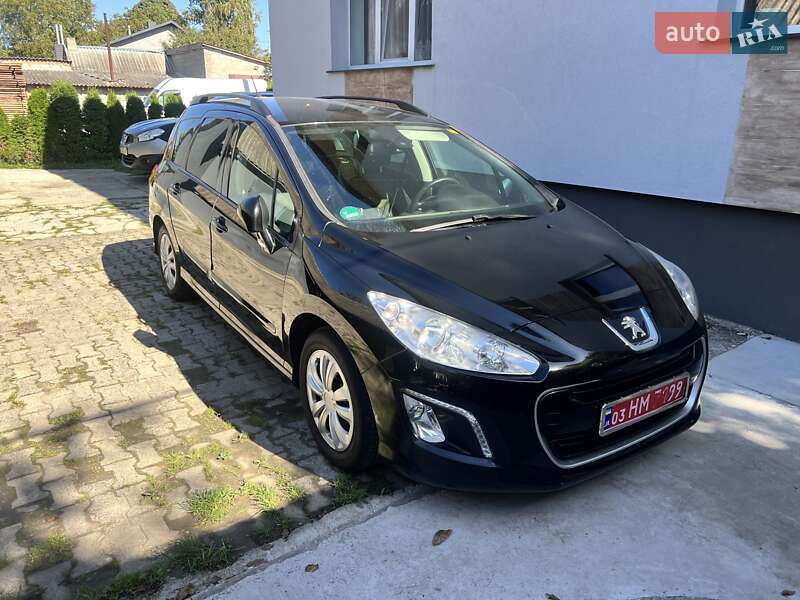 Универсал Peugeot 308 2013 в Луцке