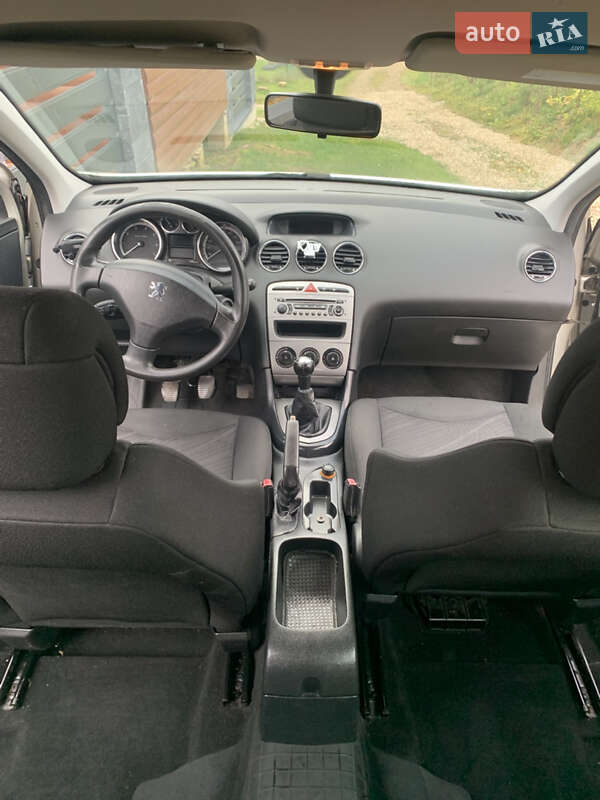 Универсал Peugeot 308 2008 в Старом Самборе фото 2 Универсал Peugeot 308 2008 в Старом Самборе