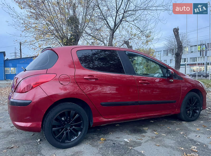 Хэтчбек Peugeot 308 2008 в Киеве фото 16 Хэтчбек Peugeot 308 2008 в Киеве