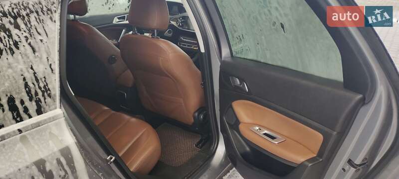 Универсал Peugeot 308 2015 в Боярке