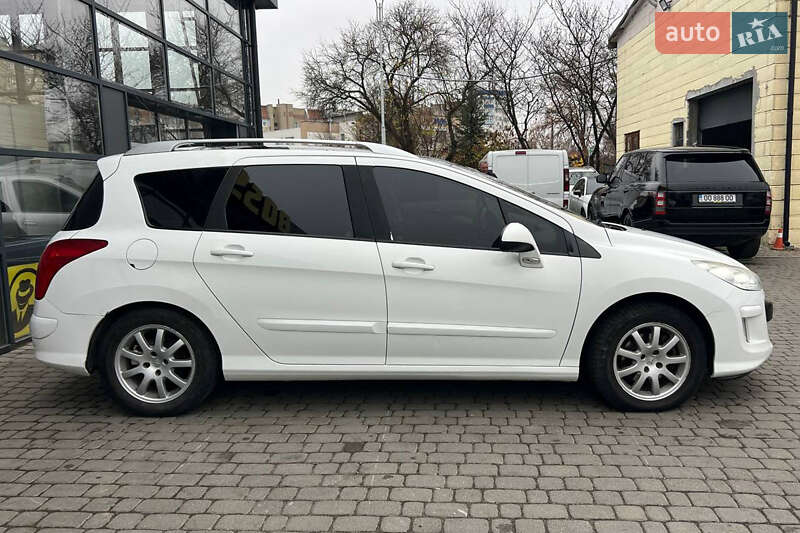 Универсал Peugeot 308 2011 в Ивано-Франковске