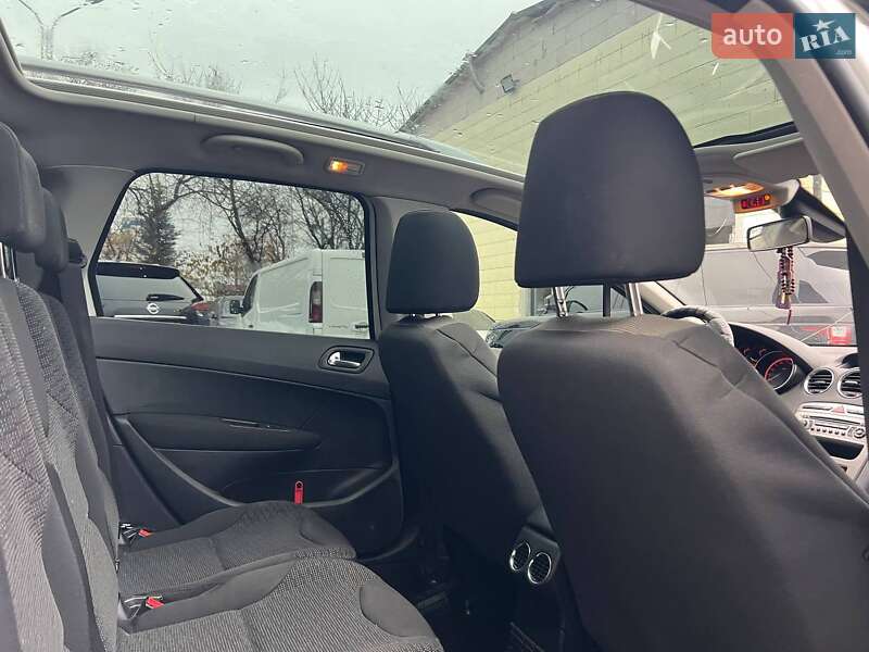 Универсал Peugeot 308 2011 в Ивано-Франковске