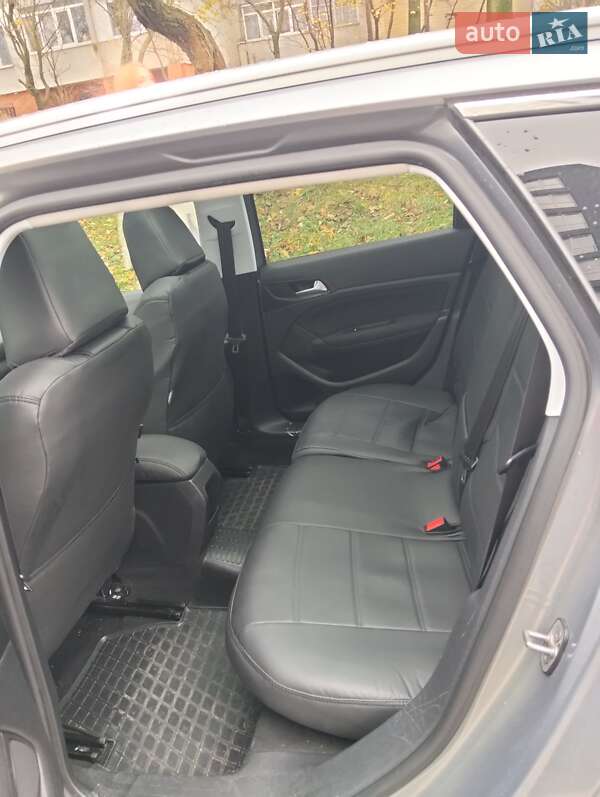 Универсал Peugeot 308 2015 в Львове фото 2 Универсал Peugeot 308 2015 в Львове