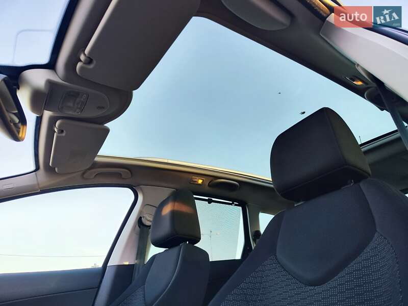 Универсал Peugeot 308 2012 в Львове фото 7 Универсал Peugeot 308 2012 в Львове