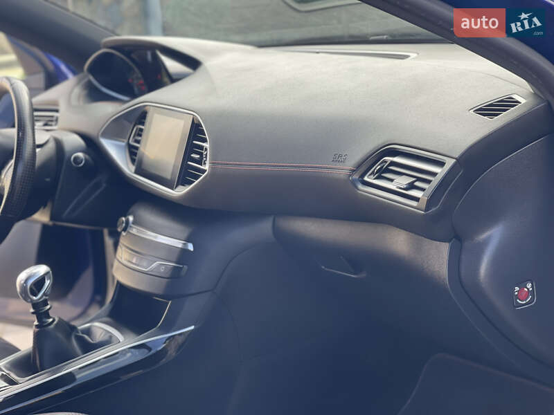 Универсал Peugeot 308 2015 в Стрые