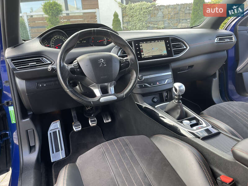 Универсал Peugeot 308 2015 в Стрые