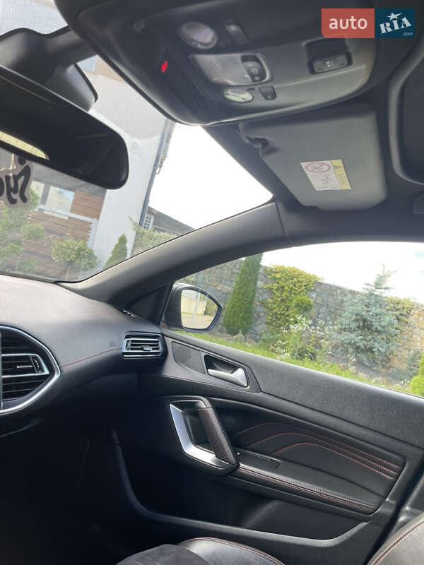 Универсал Peugeot 308 2015 в Стрые