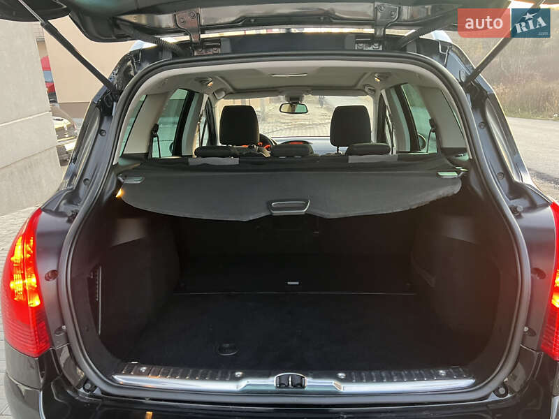 Универсал Peugeot 308 2011 в Тернополе