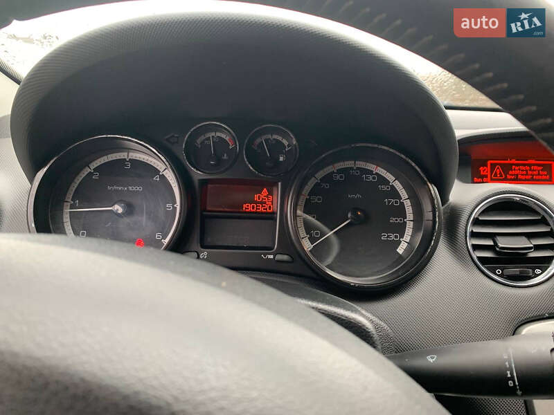 Универсал Peugeot 308 2010 в Ровно