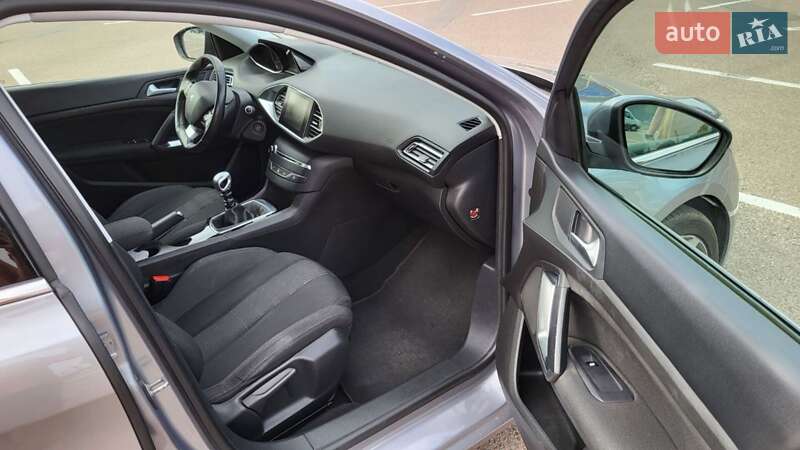 Универсал Peugeot 308 2015 в Житомире фото 18 Универсал Peugeot 308 2015 в Житомире