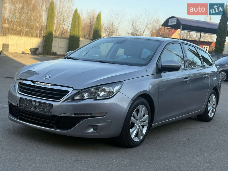 Универсал Peugeot 308 2015 в Ровно