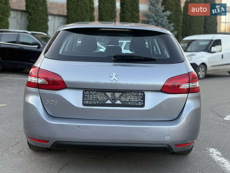 Универсал Peugeot 308 2015 в Ровно