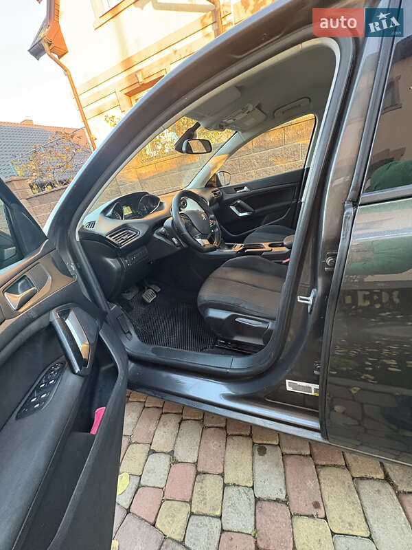 Универсал Peugeot 308 2016 в Луцке