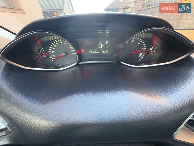 Универсал Peugeot 308 2016 в Луцке