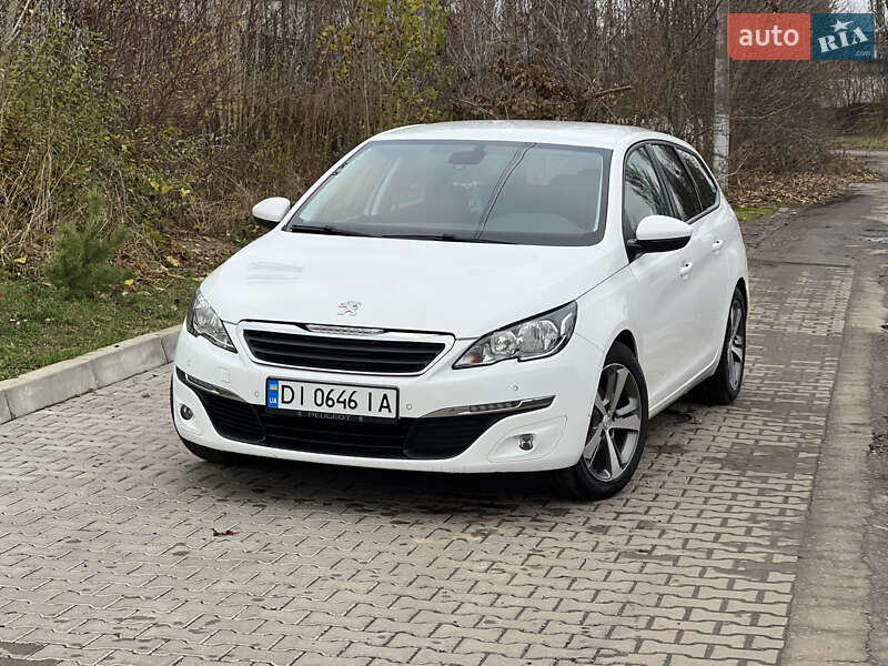 Универсал Peugeot 308 2015 в Ровно