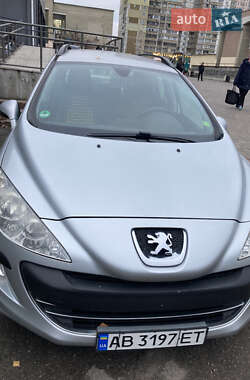 Универсал Peugeot 308 2010 в Киеве