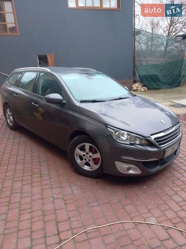 Универсал Peugeot 308 2017 в Киеве