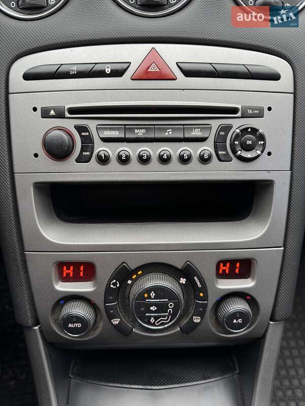 Хэтчбек Peugeot 308 2011 в Сумах