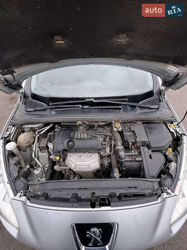 Хэтчбек Peugeot 308 2011 в Сумах