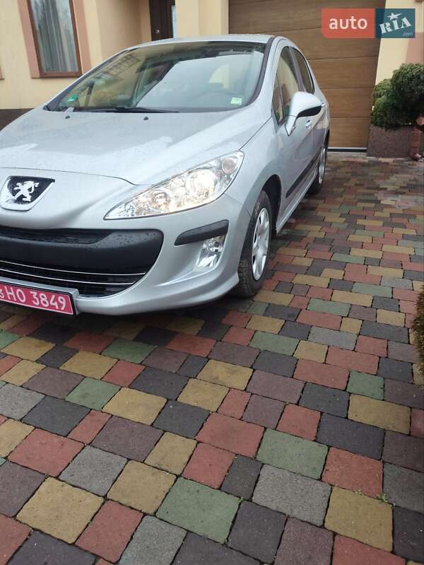 Хэтчбек Peugeot 308 2008 в Луцке фото 3 Хэтчбек Peugeot 308 2008 в Луцке