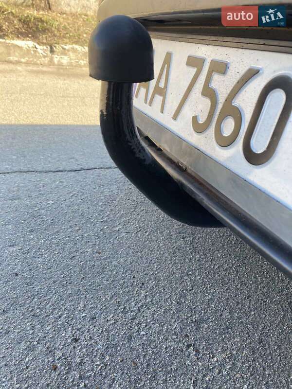 Хэтчбек Peugeot 308 2012 в Киеве