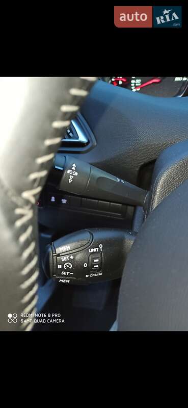 Универсал Peugeot 308 2015 в Ровно фото 30 Универсал Peugeot 308 2015 в Ровно