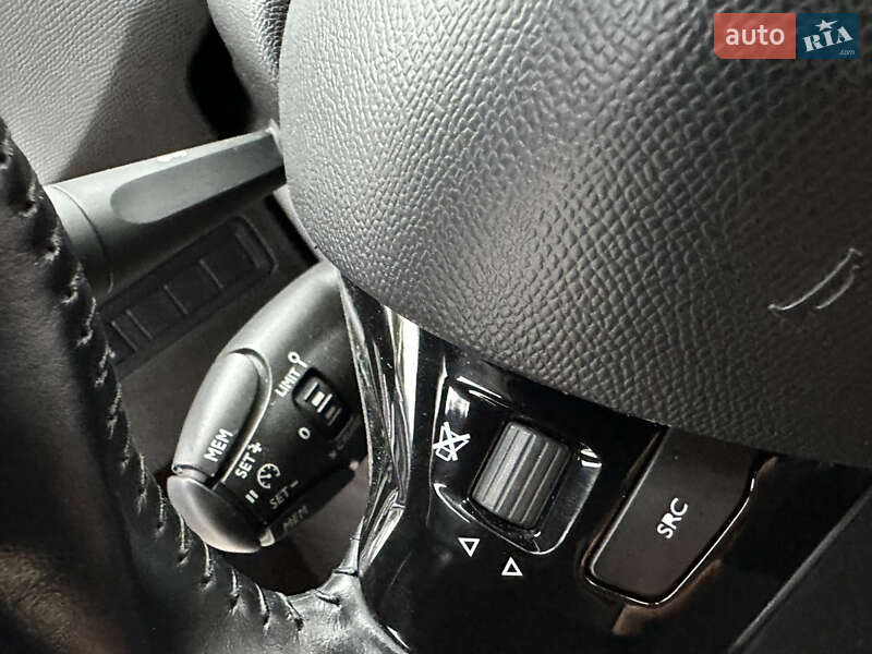 Хэтчбек Peugeot 308 2015 в Одессе фото 62 Хэтчбек Peugeot 308 2015 в Одессе