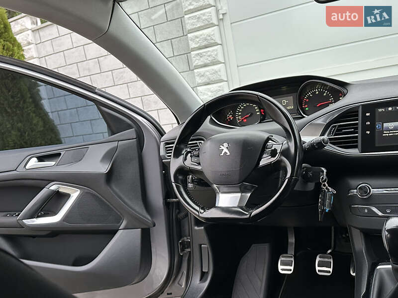 Хэтчбек Peugeot 308 2015 в Одессе фото 73 Хэтчбек Peugeot 308 2015 в Одессе