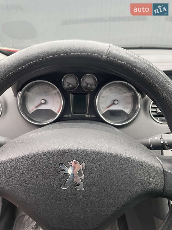 Хэтчбек Peugeot 308 2008 в Николаеве