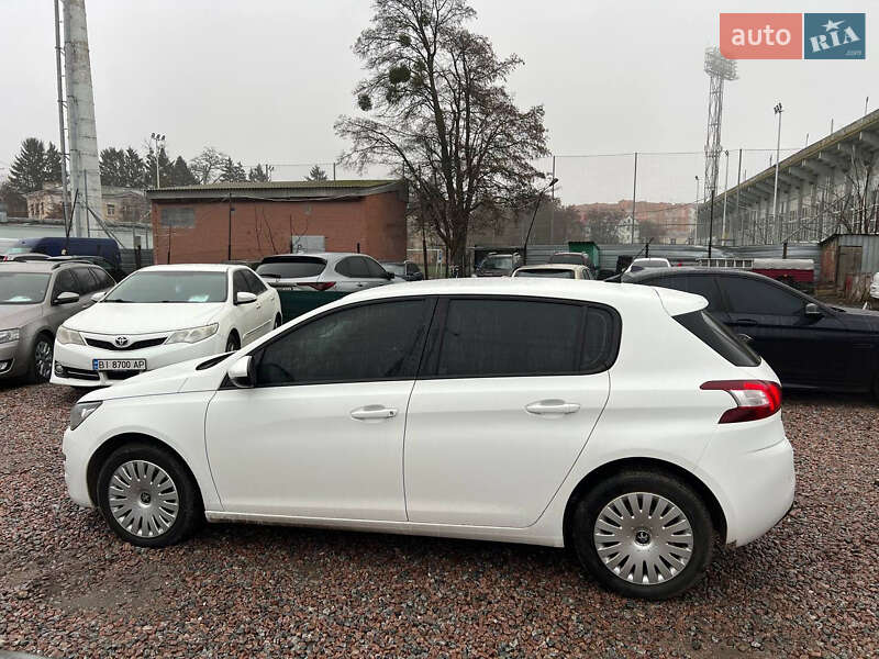 Хэтчбек Peugeot 308 2015 в Полтаве