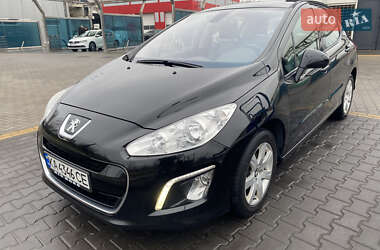 Хетчбек Peugeot 308 2011 в Києві