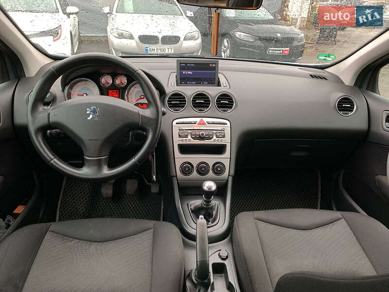 Универсал Peugeot 308 2010 в Виннице