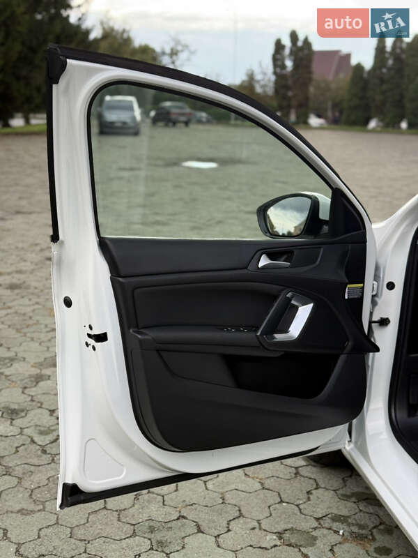 Универсал Peugeot 308 2021 в Дубно