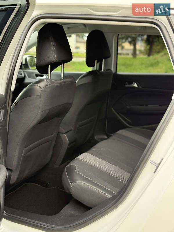 Универсал Peugeot 308 2021 в Дубно