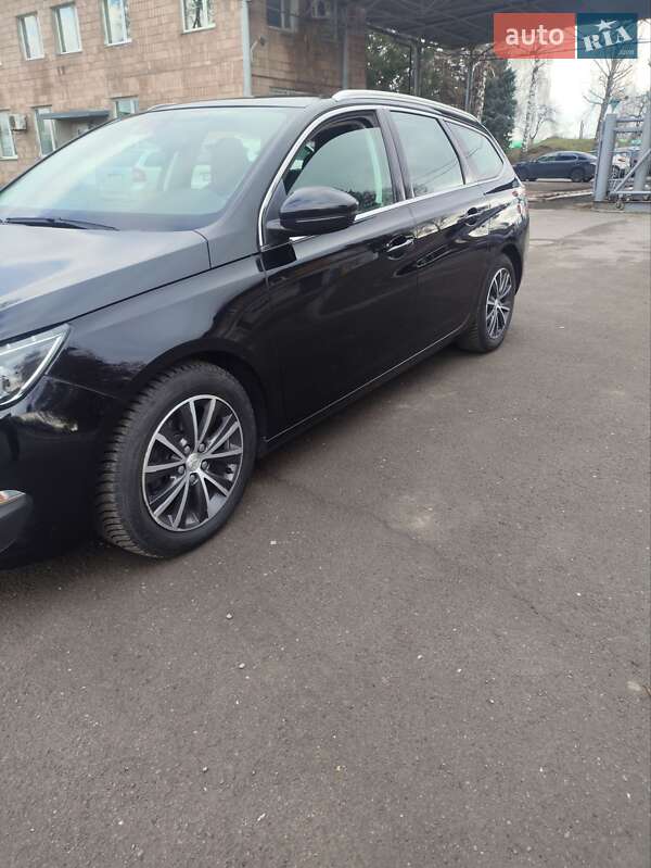 Универсал Peugeot 308 2015 в Луцке фото 4 Универсал Peugeot 308 2015 в Луцке