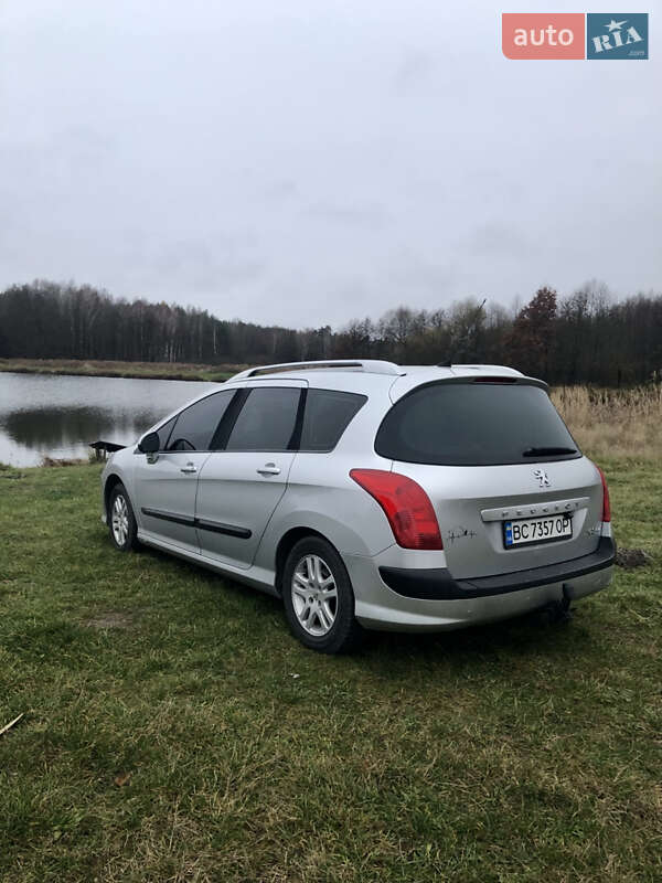 Универсал Peugeot 308 2009 в Буске