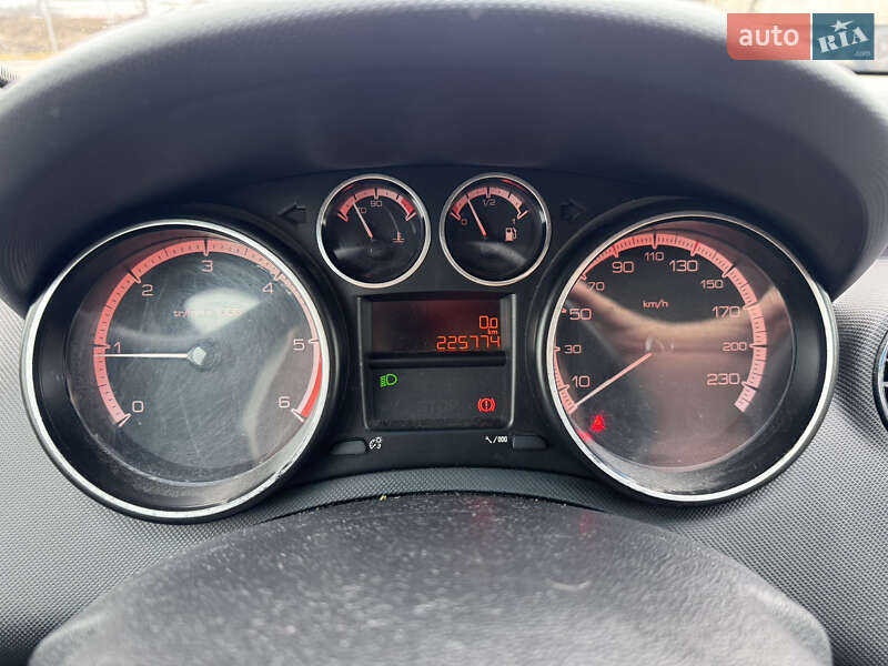 Универсал Peugeot 308 2010 в Черновцах фото 7 Универсал Peugeot 308 2010 в Черновцах